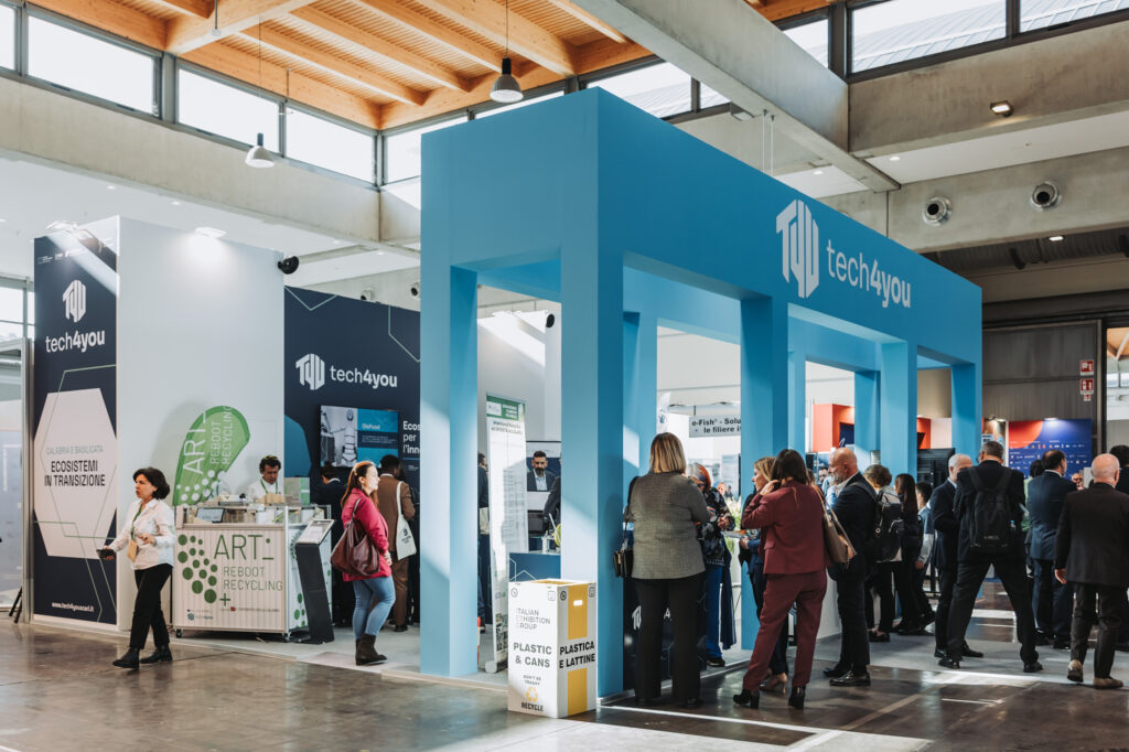 Sotto la guida del Presidente Maurizio Muzzupappa, Tech4You — che riunisce le tre università calabresi, l’Università della Basilicata ed il Consiglio Nazionale delle Ricerche — conta oggi oltre 1.300 ricercatori, di cui 350 reclutati attraverso il progetto, impegnati nello sviluppo di tecnologie e modelli scientifici capaci di supportare la transizione ecologica, energetica e digitale dei territori.
Foto: Claudio Valerio